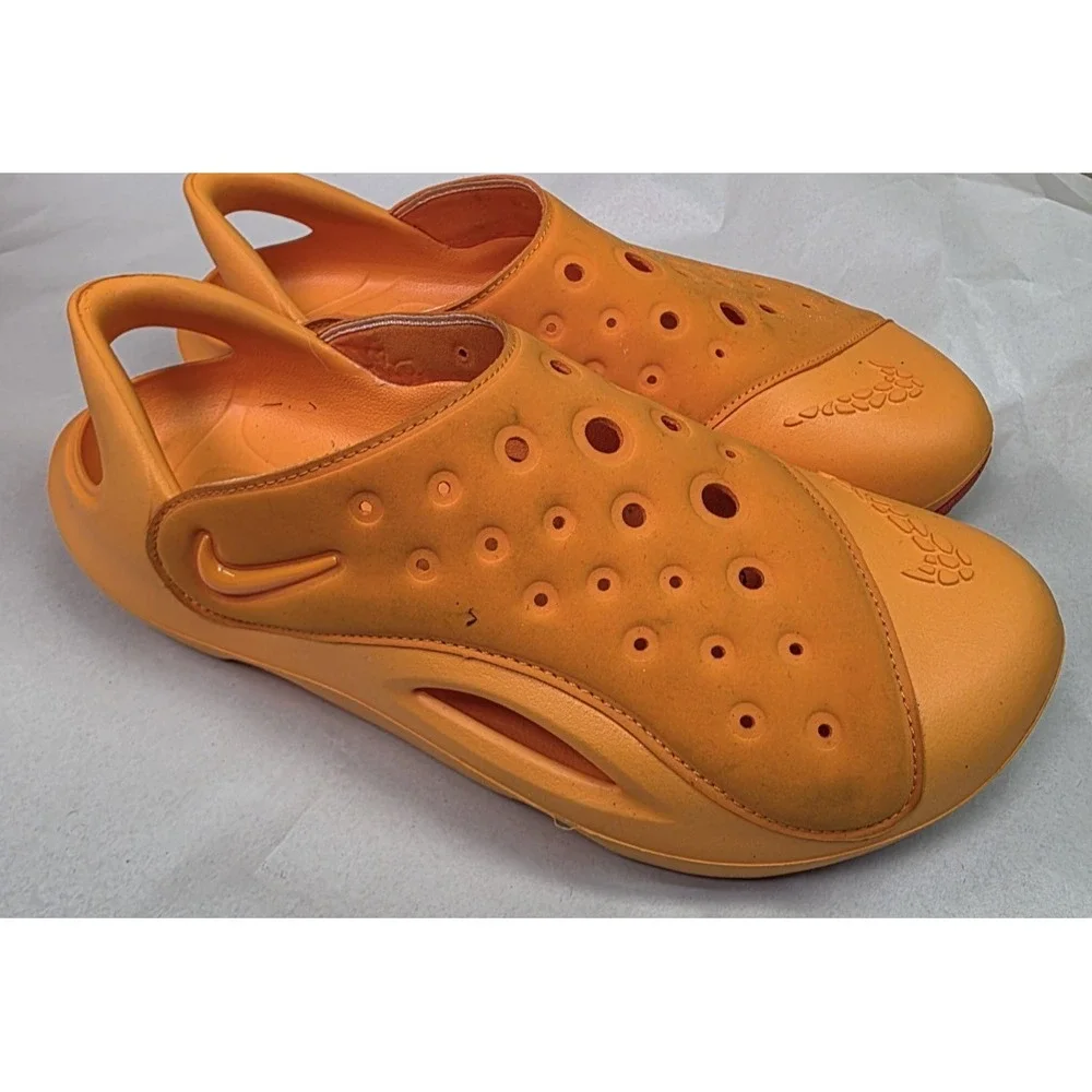 Nike (Sz 7 Y) Youth Aqua Swoosh Big Kids' Sandals Orange Peel